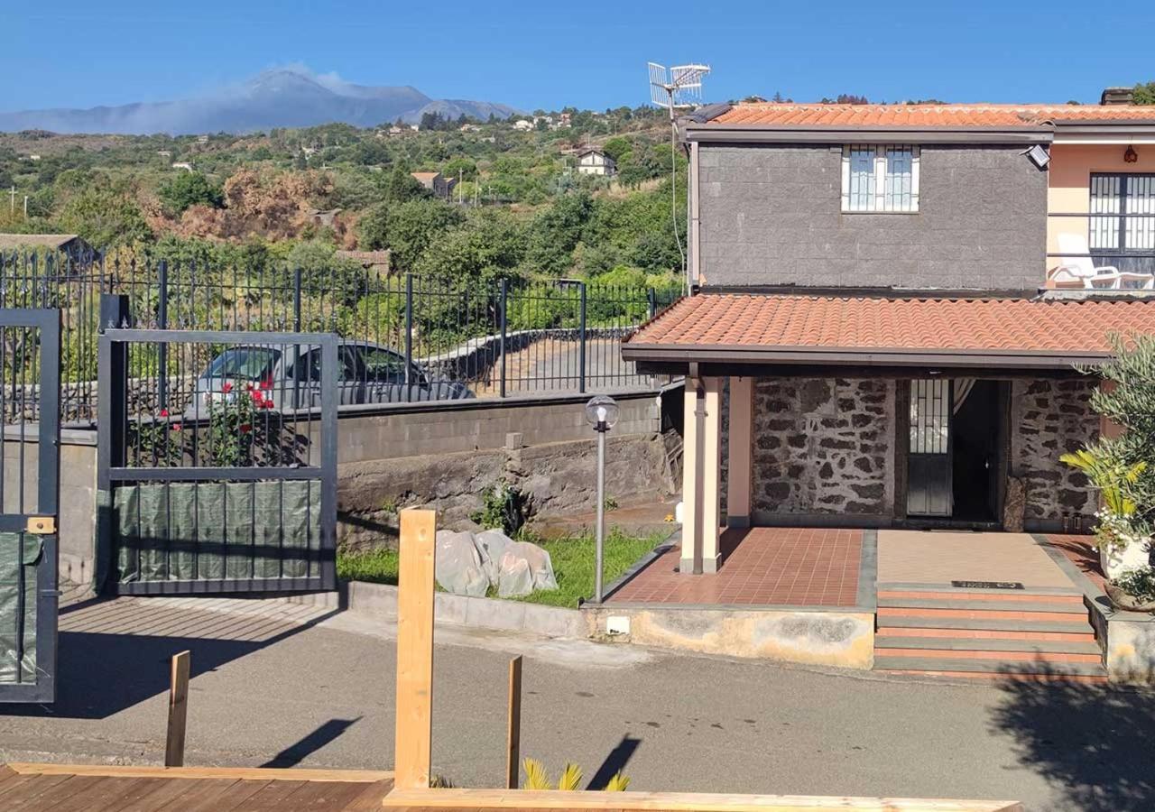 Montargano Peri Peri Etna Guest House מראה חיצוני תמונה