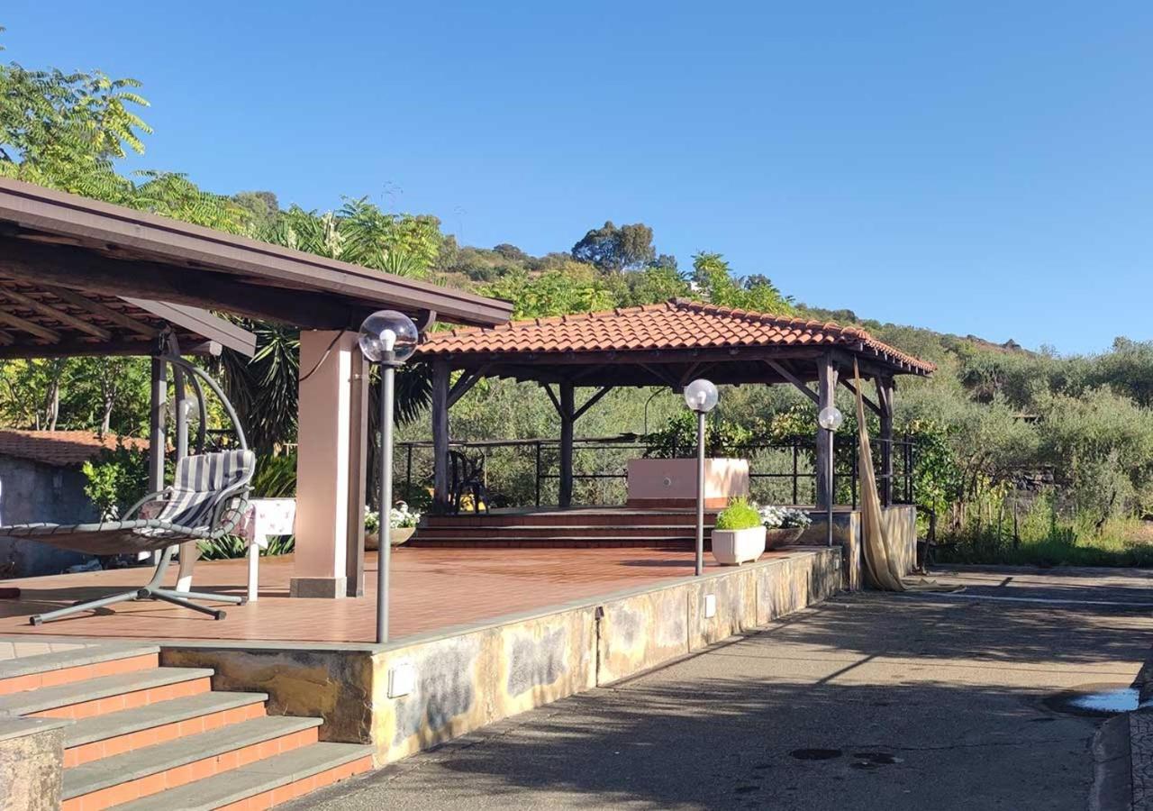 Montargano Peri Peri Etna Guest House מראה חיצוני תמונה
